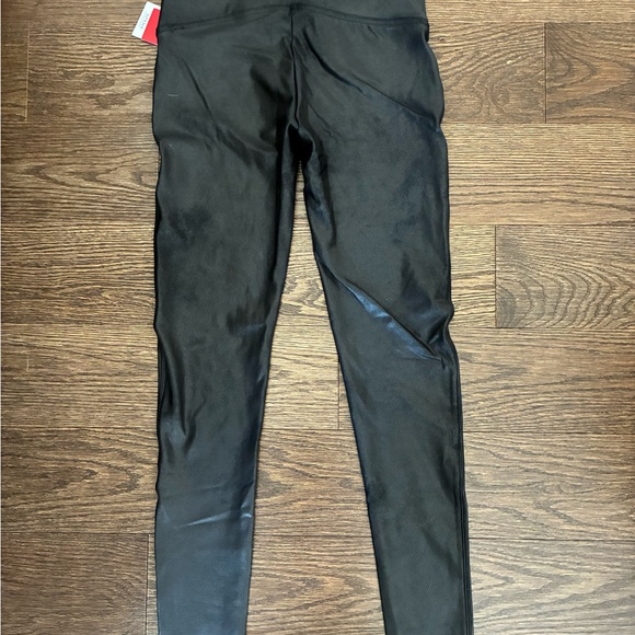 Spanx NWT Leggings Black Faux Leather 🖤 - Picture 5 of 13